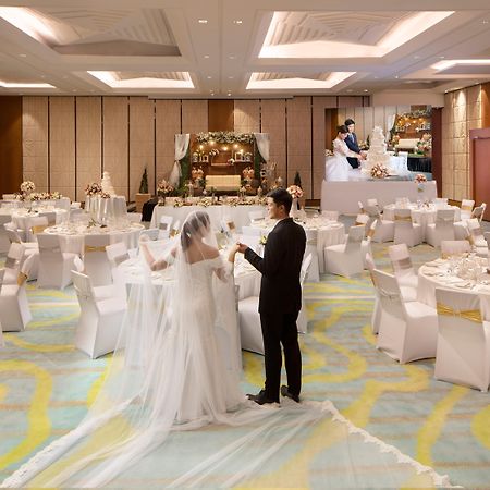 Holiday Inn Baguio City Centre, An Ihg Hotel Ngoại thất bức ảnh