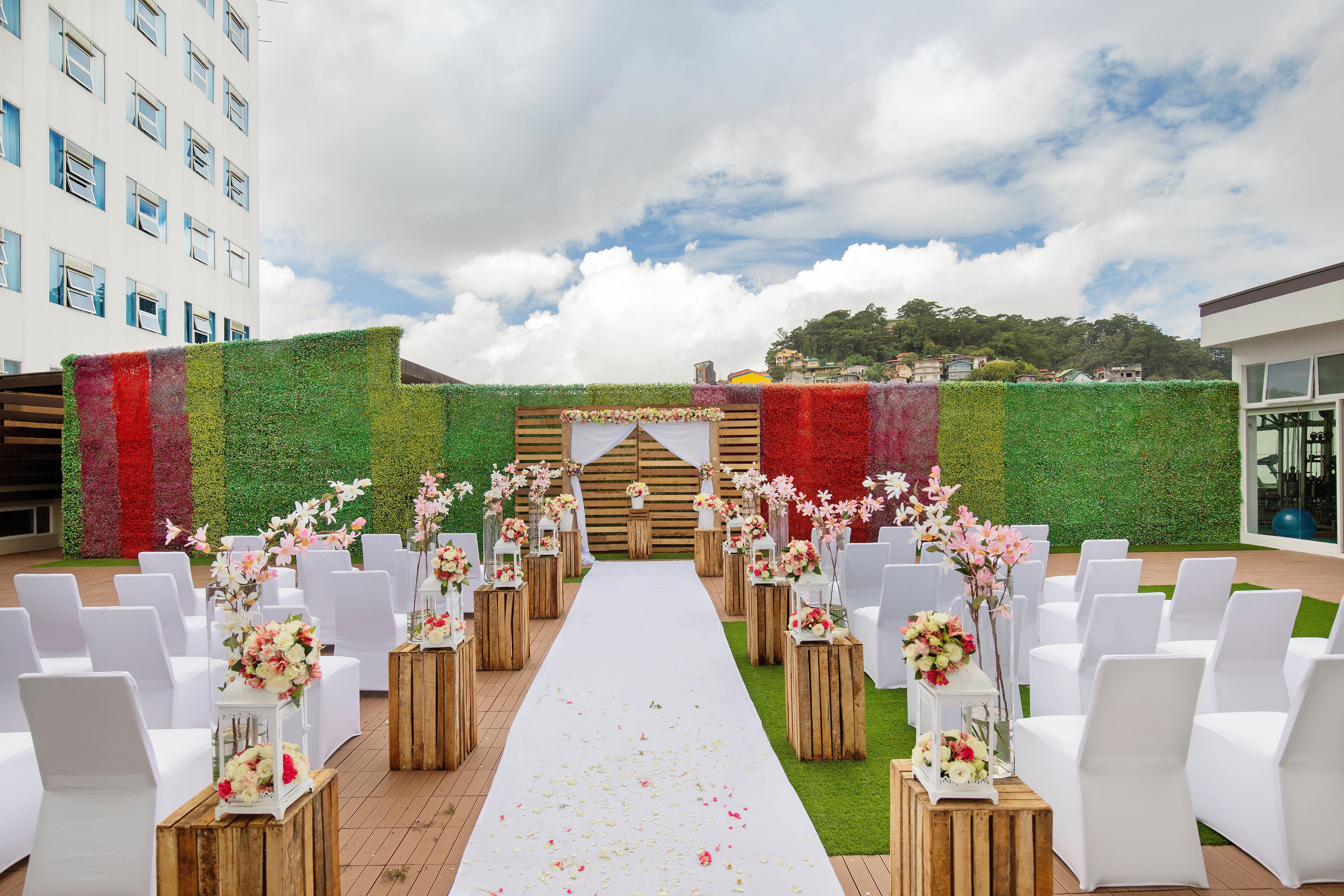 Holiday Inn Baguio City Centre, An Ihg Hotel Ngoại thất bức ảnh